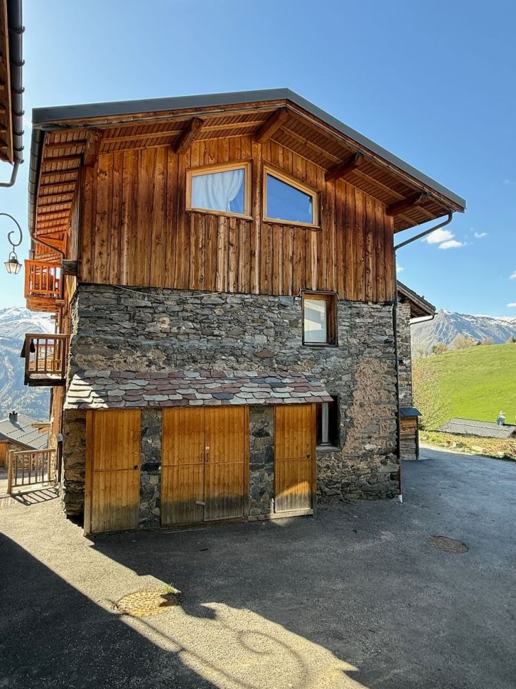 Maison Maison